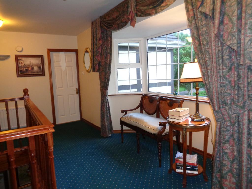 Bed and Breakfast Redwood Dunrine Exterior foto