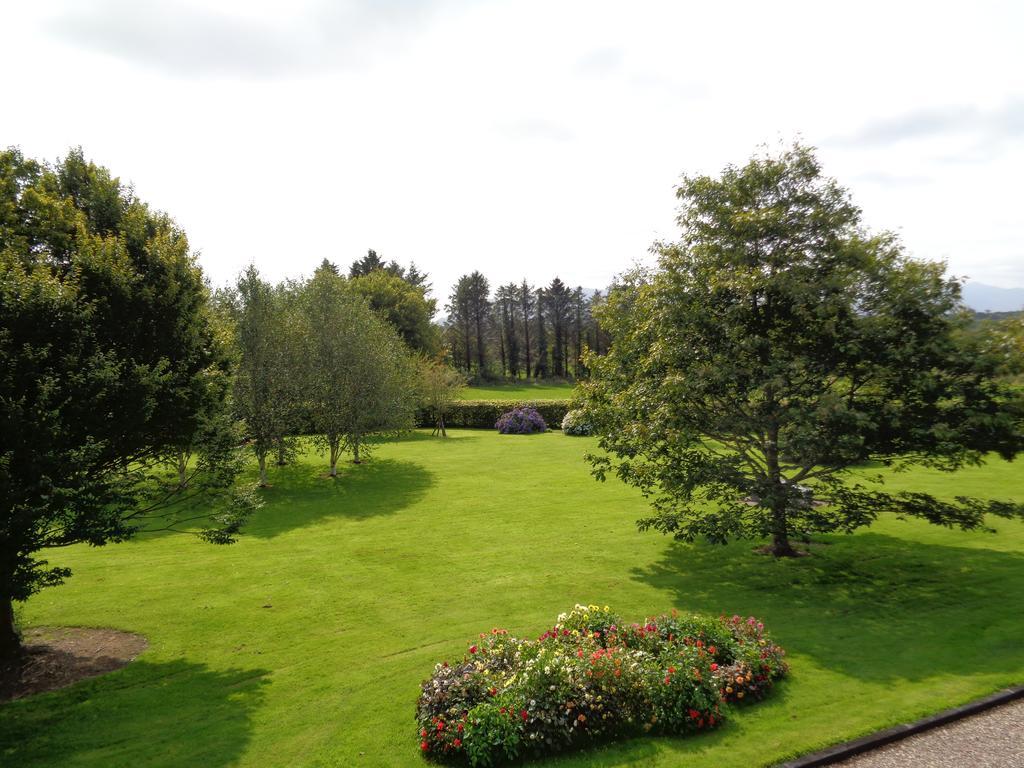 Bed and Breakfast Redwood Dunrine Exterior foto