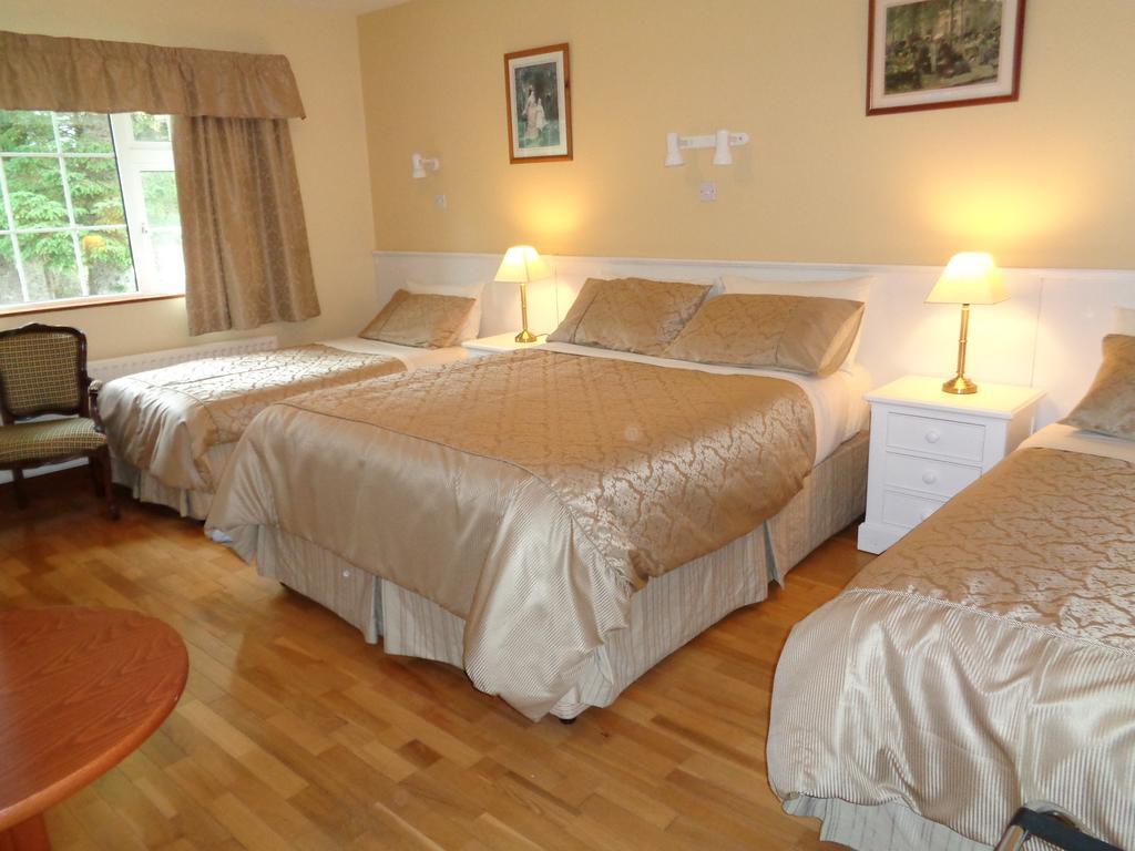 Bed and Breakfast Redwood Dunrine Habitación foto