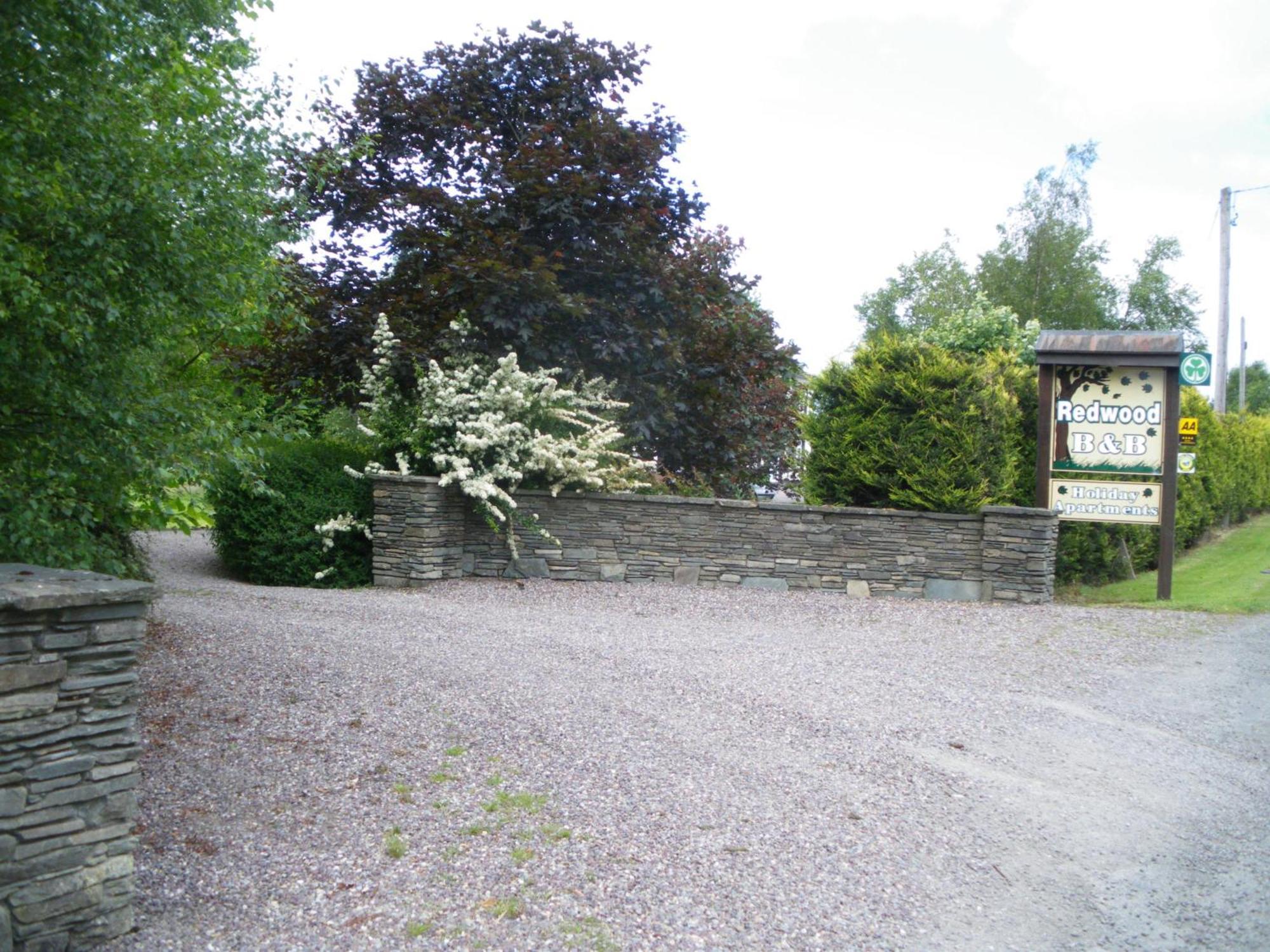 Bed and Breakfast Redwood Dunrine Exterior foto