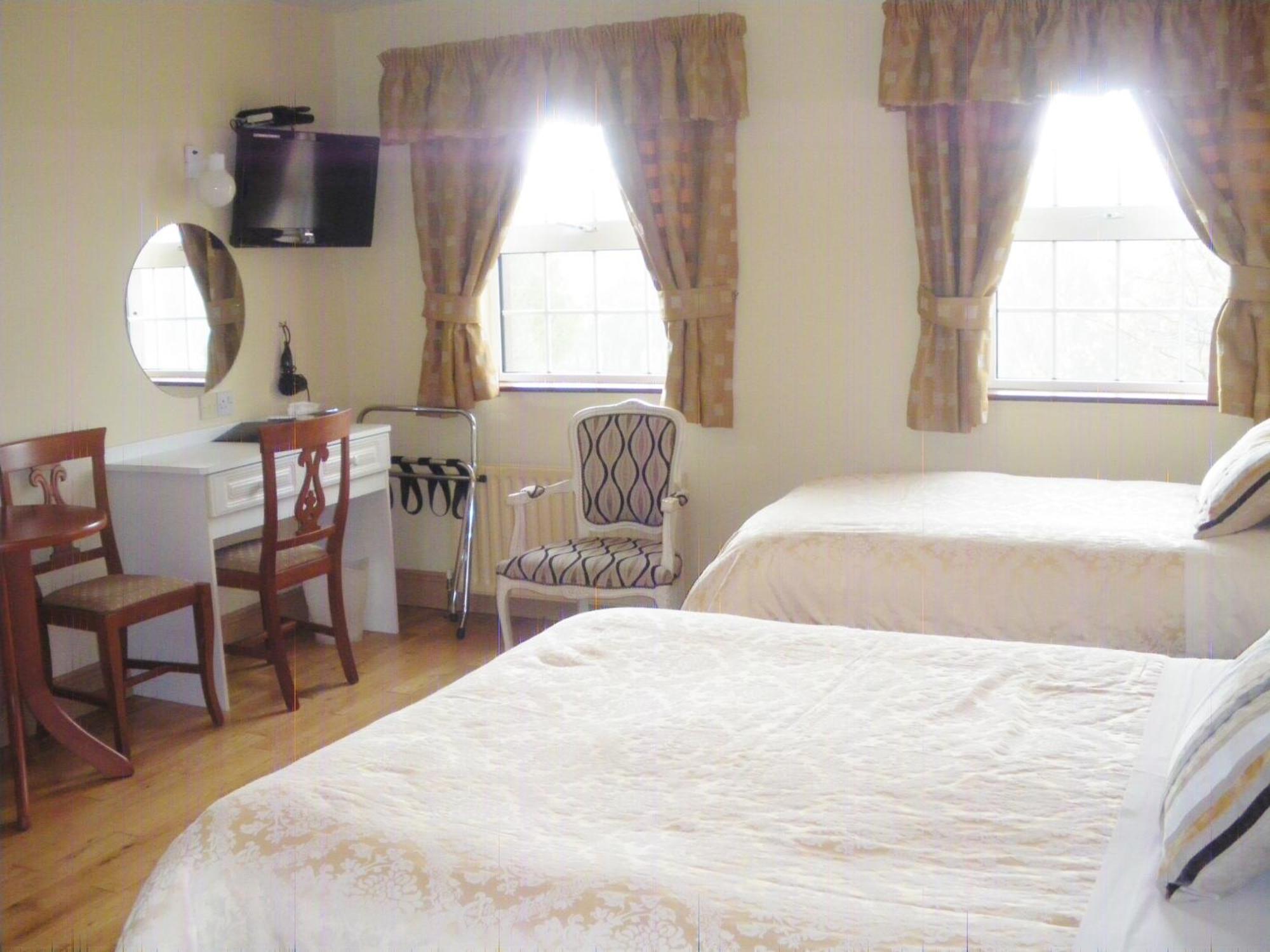 Bed and Breakfast Redwood Dunrine Habitación foto