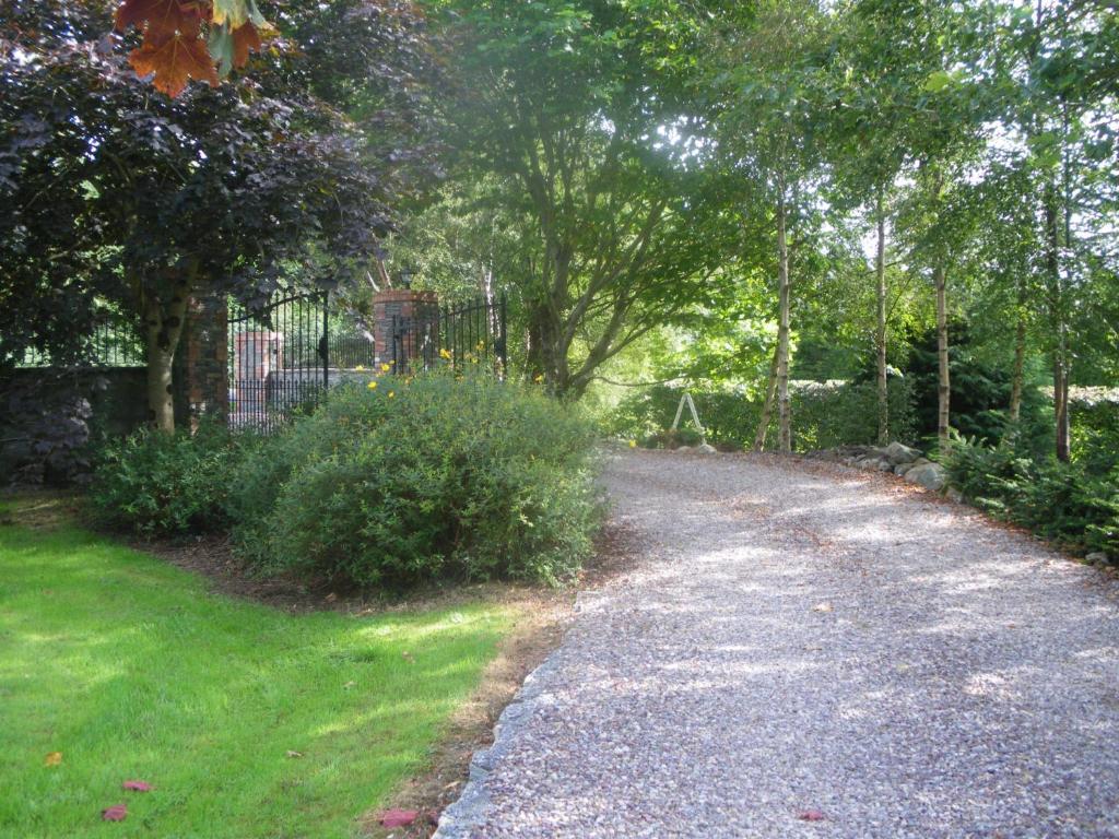 Bed and Breakfast Redwood Dunrine Exterior foto