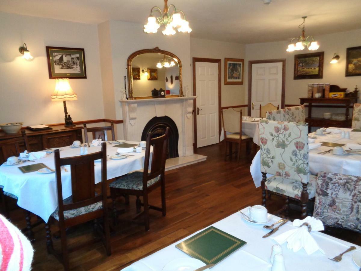 Bed and Breakfast Redwood Dunrine Exterior foto
